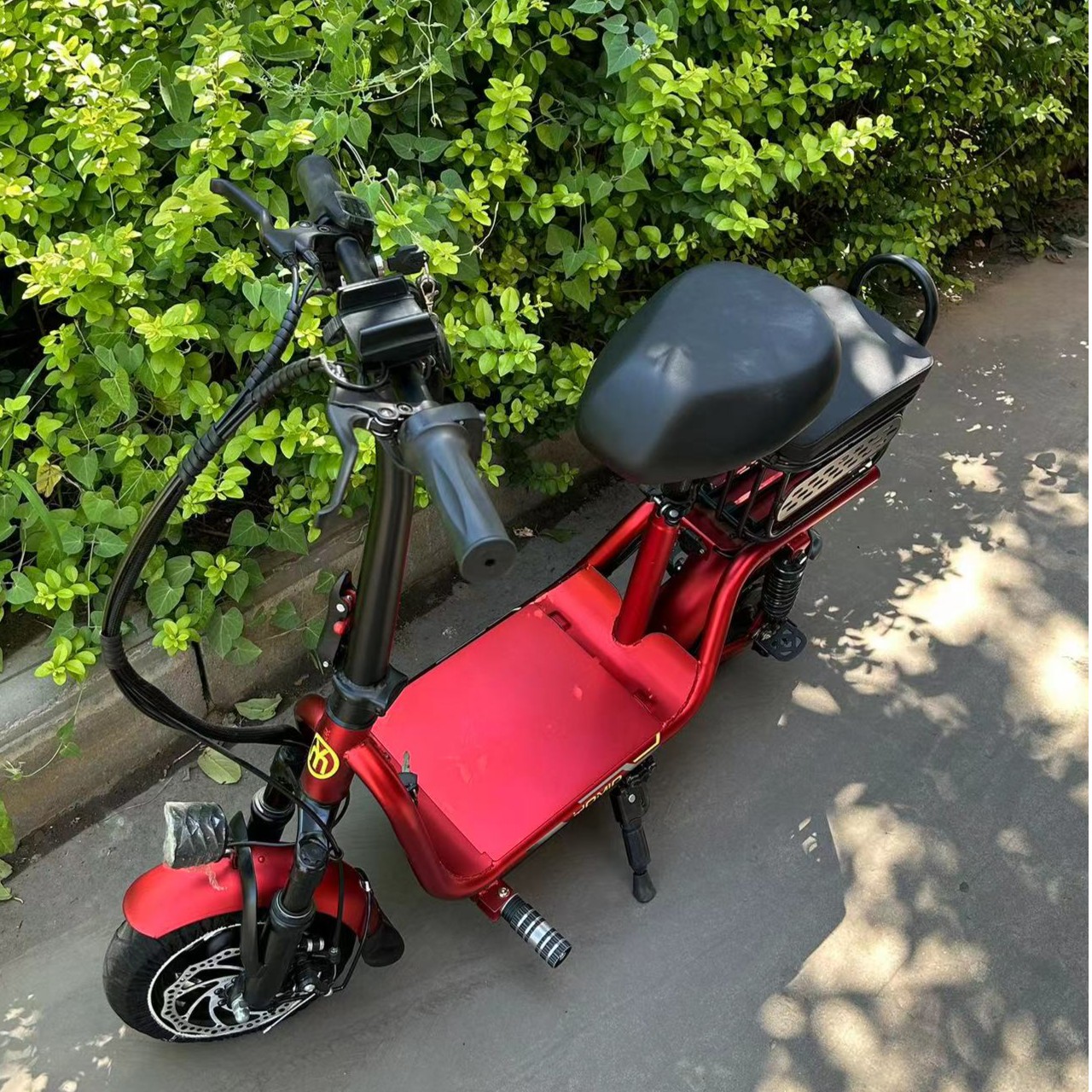 福星二轮代步出行通勤滑板车