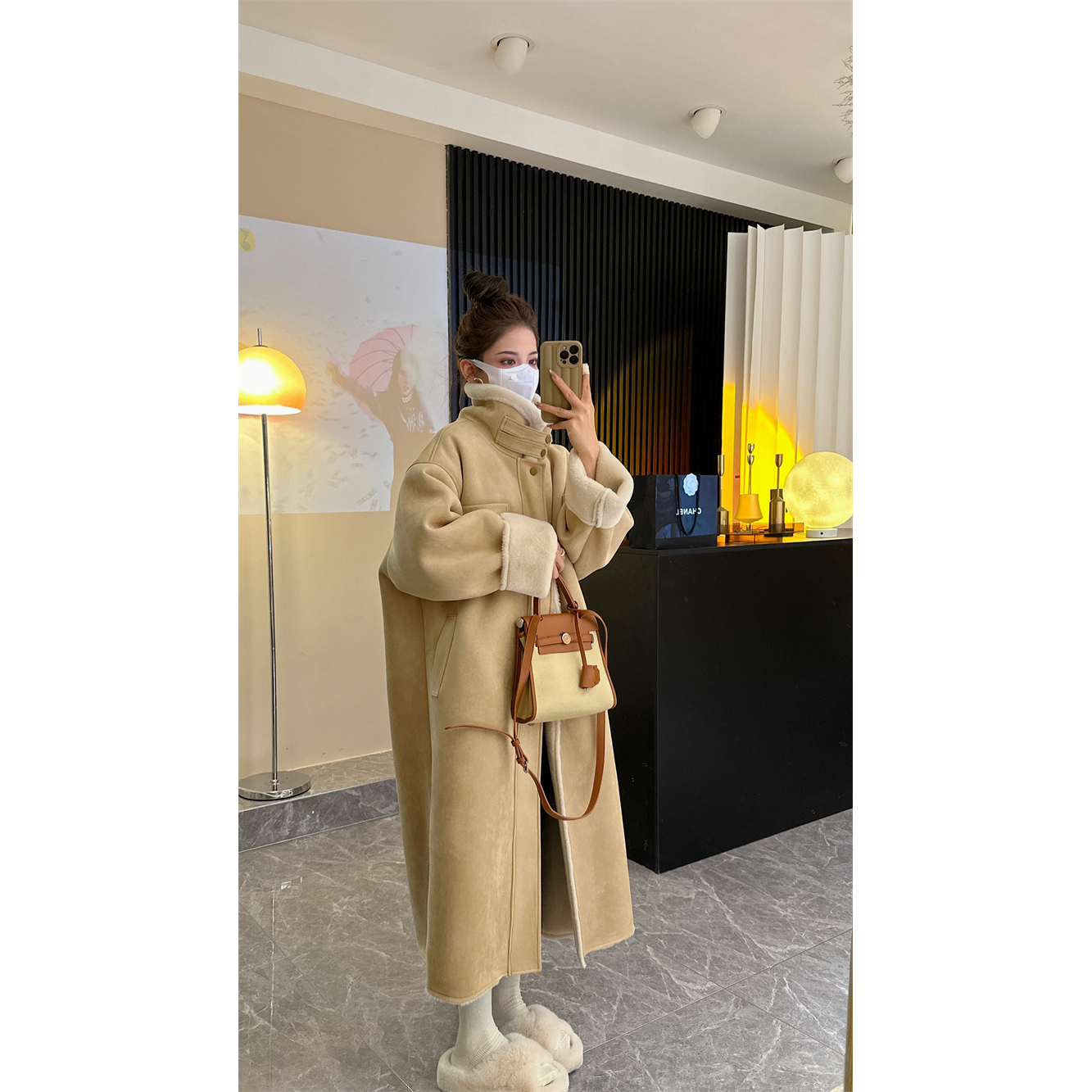 皮毛一体麂皮外套女加绒加厚冬季韩版2023新款长款宽松骑行大衣潮