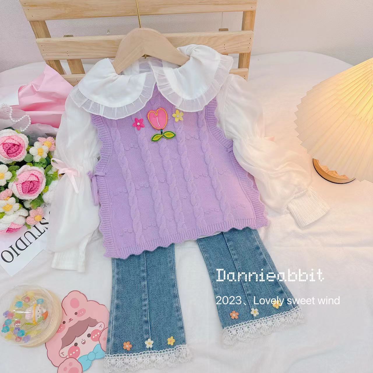 2024新款春秋款女童韩版洋气卡通小花系带针织马甲 D-ZT286