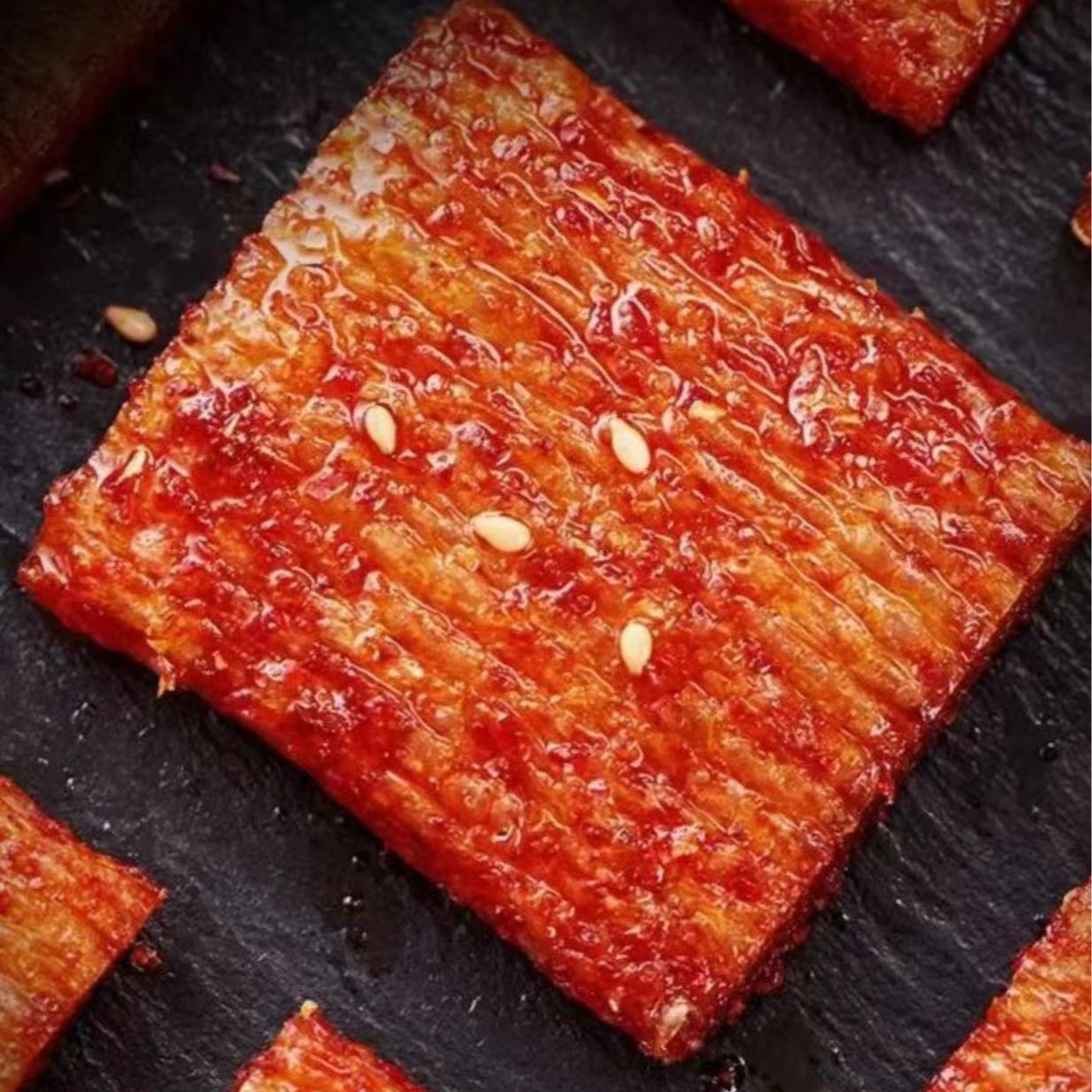 年末福利包邮到手一包辣条老少皆宜香香辣辣好吃