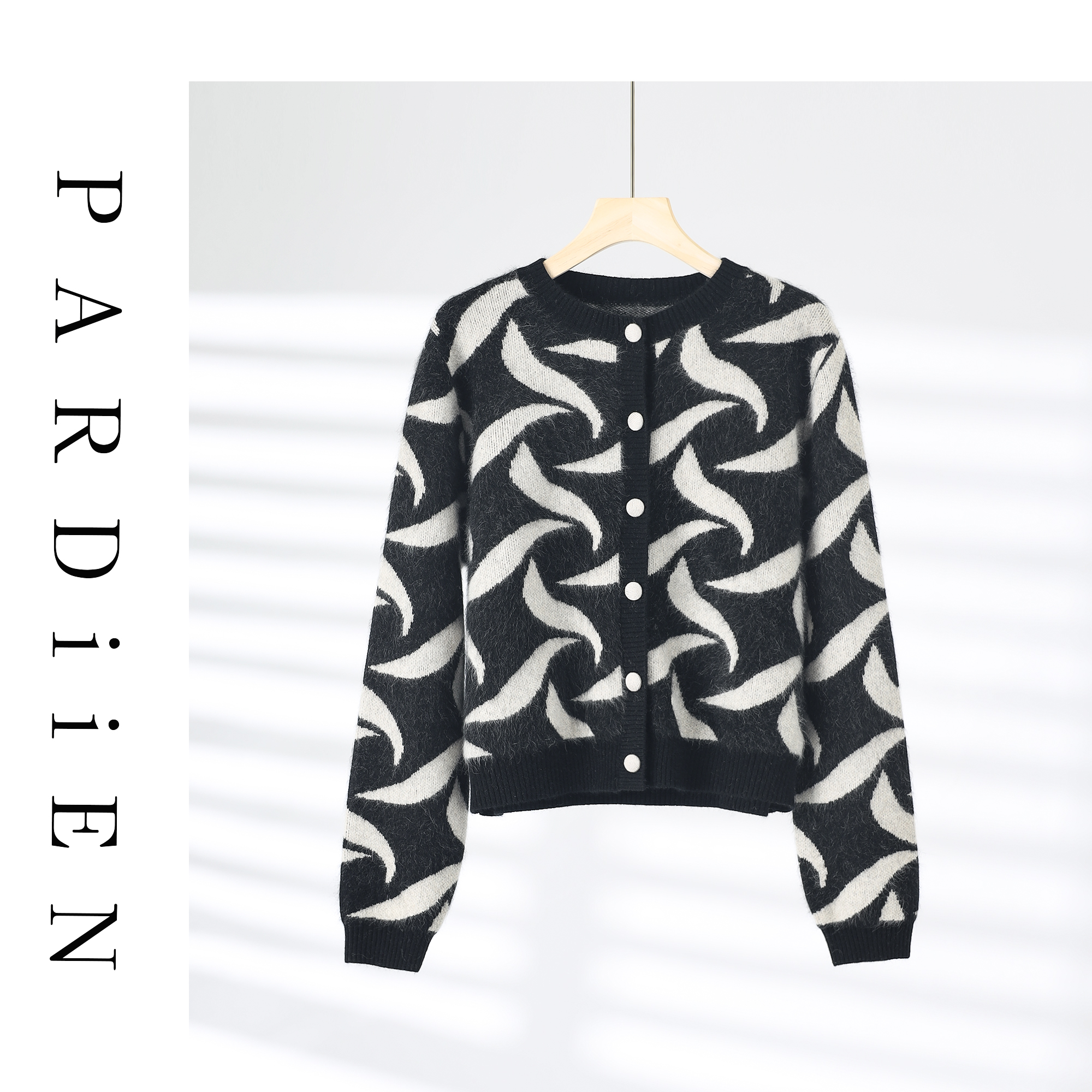 【北总严选】帕迪恩浣熊提花圆领开衫P8096