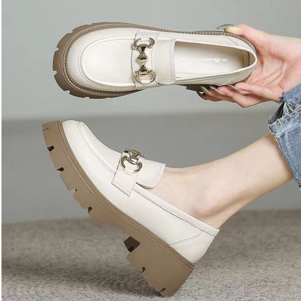 百丽纯爱女鞋英伦风小皮鞋秋款新款2023爆款百搭乐福鞋粗跟厚底女