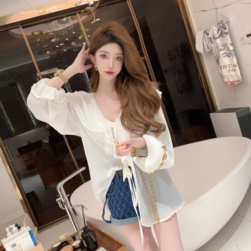 蓝蓝推荐 小仙女v领白色设计感上衣薄款洋气荷叶边衬衫 C2060233H