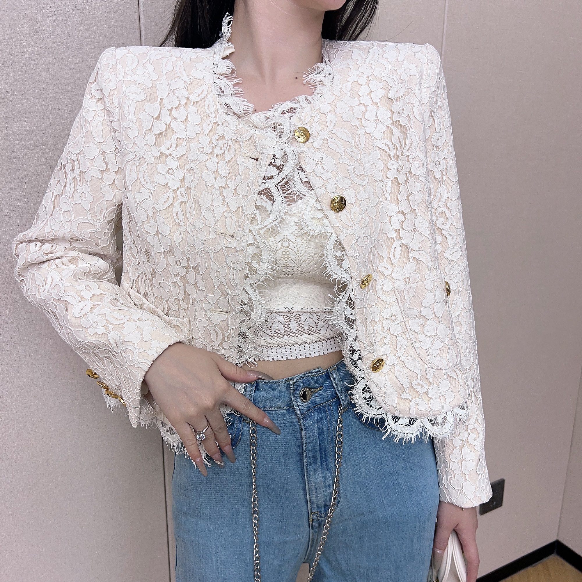 蓝蓝推荐 【为你绽放】贵妇定制睫毛蕾丝小香长袖外套 W3070042H
