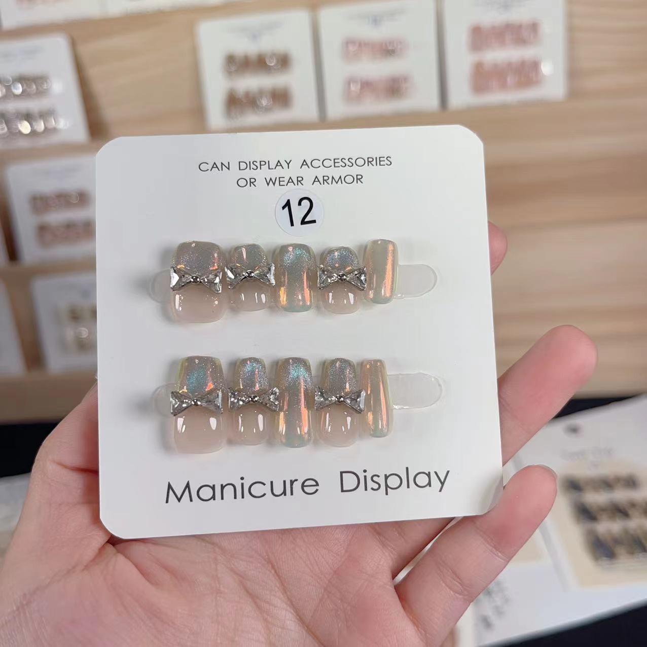 【月光莎】清冷气质冰透魔镜粉纯手工美甲可拆卸