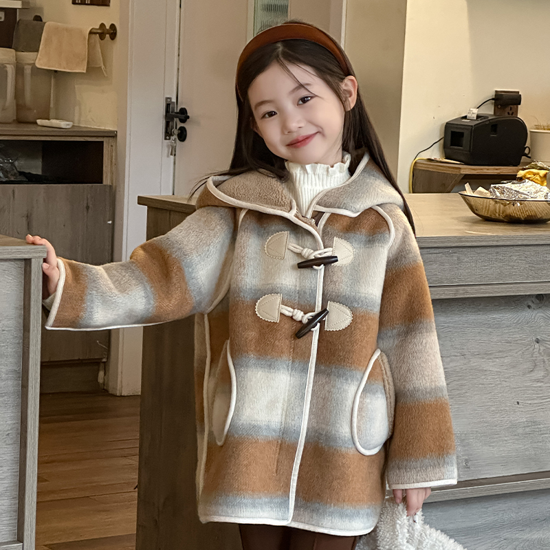 女童秋装外套2023新款洋气大童秋冬款毛呢牛角扣大衣儿童妮子风衣