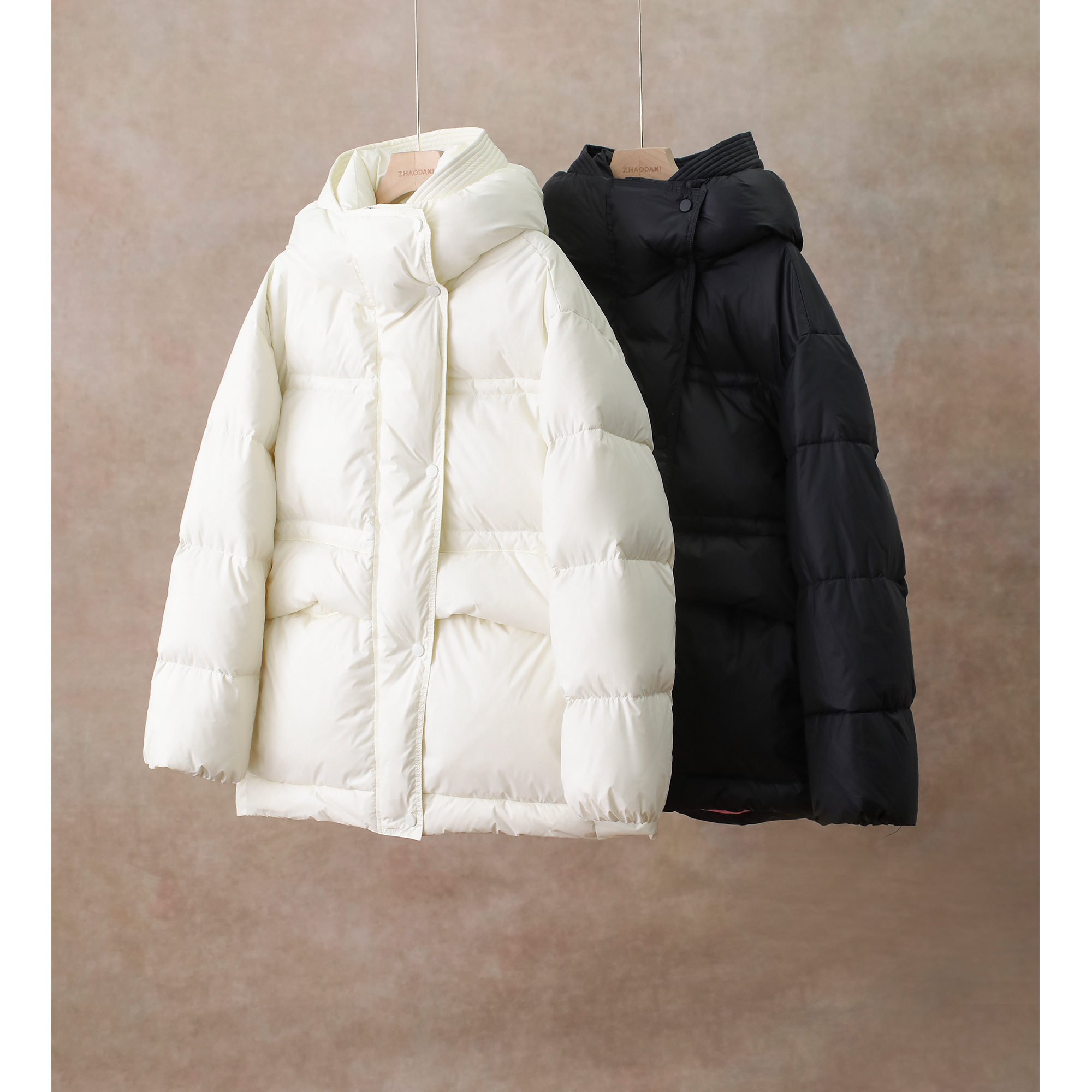 【赵大喜】简约连帽中长款羽绒服 |  黒科技保暖 | 腔调穿搭