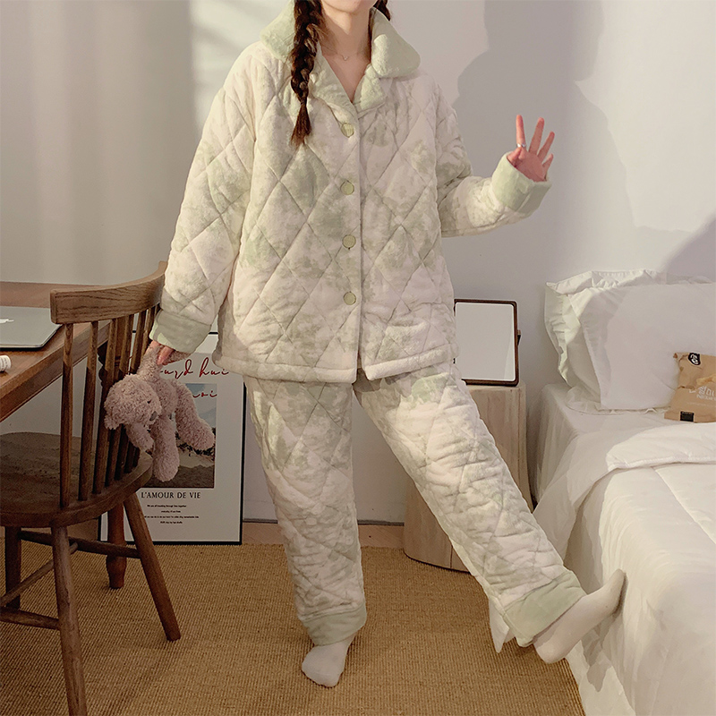 三层夹棉睡衣女秋冬珊瑚绒加厚加绒长袖法兰绒网红保暖家居服套装