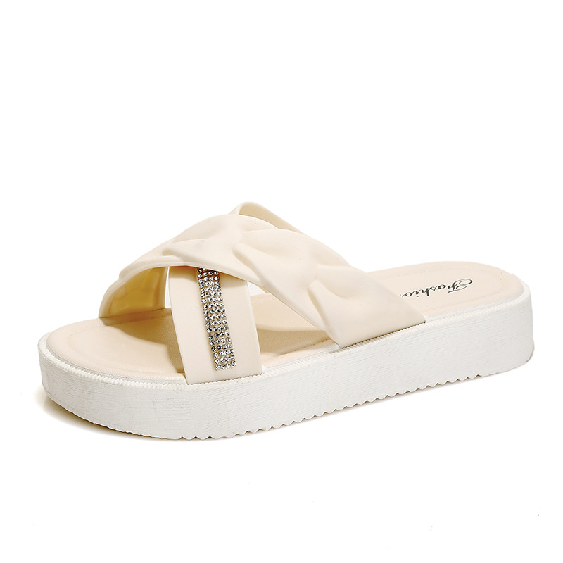 qq拖鞋女夏季外穿2023新款厚底百搭软底凉拖网红爆款法式配裙子凉