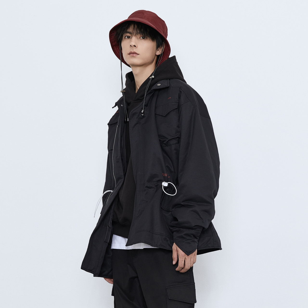 美特斯邦威男中华美邦×RW不规则裁片夹克731175