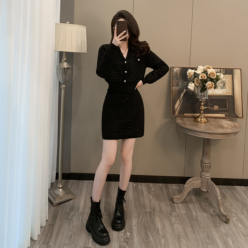 法式针织套装裙女秋冬季气质小个子今年流行毛衣半身裙两件套短裙