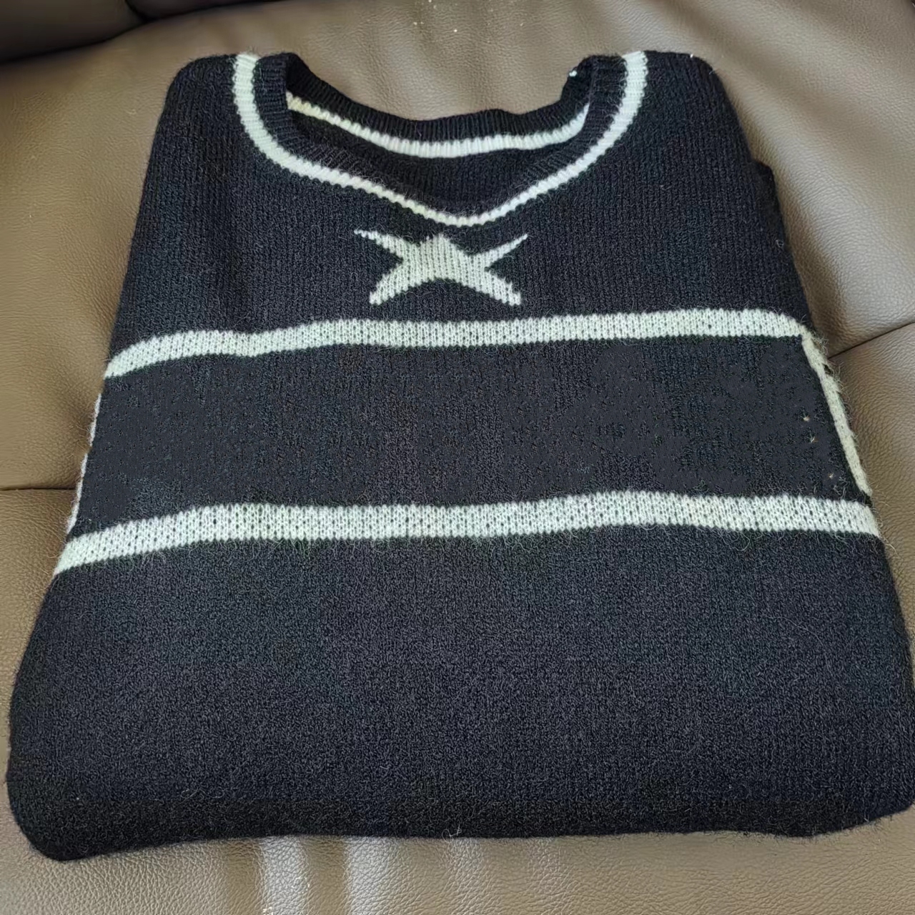 【南油玲姐】黑色长袖套头上衣7328