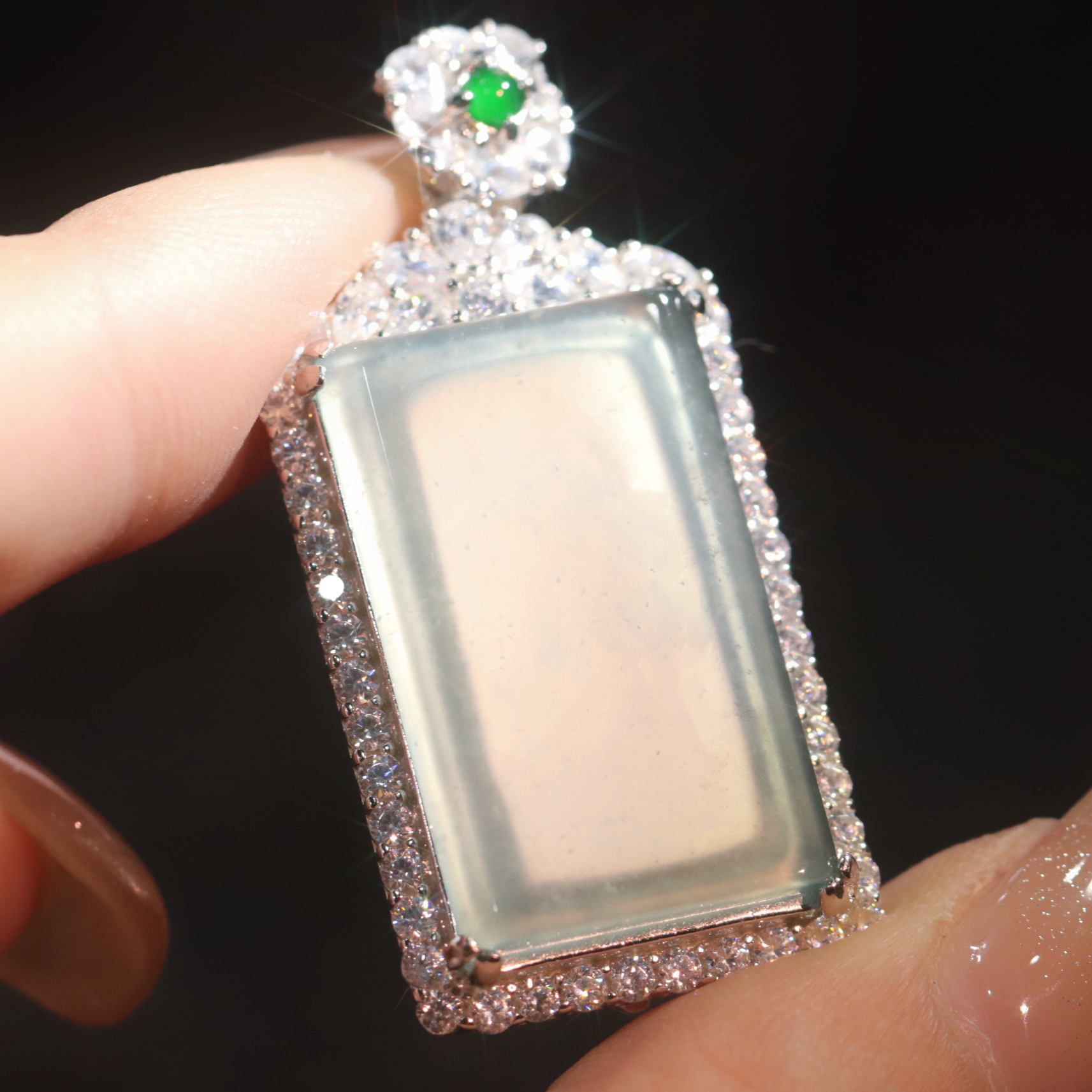 天然A货翡翠无事牌吊坠项链 S925银镶气质时尚冰透精美JJH1120011