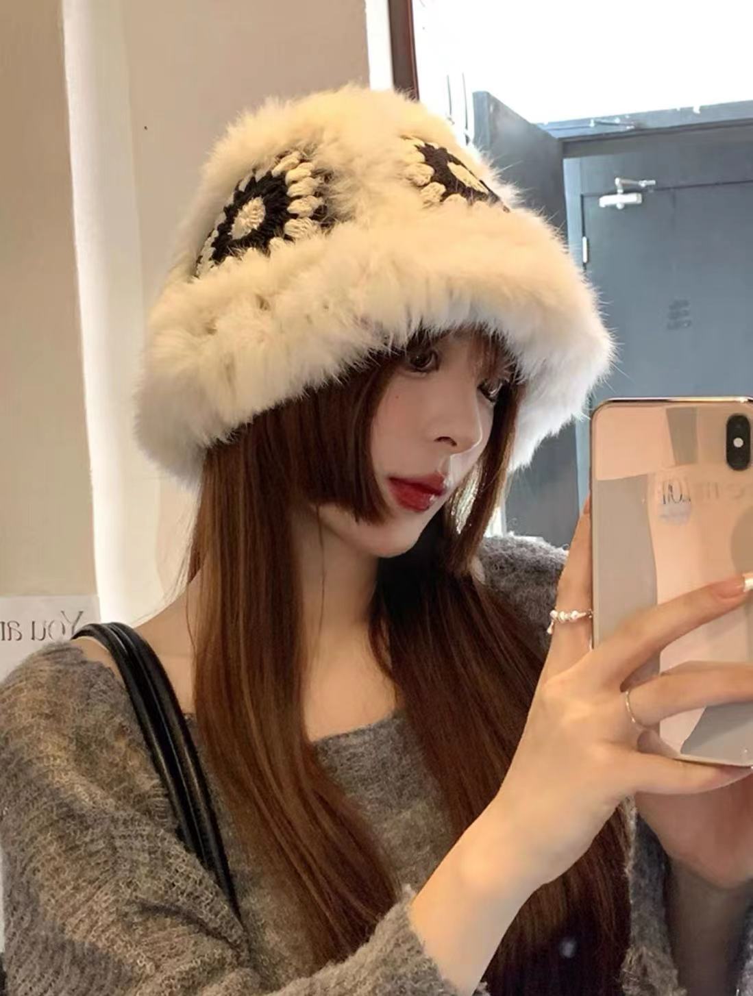 国潮兔毛醒狮帽冬季保暖显脸小渔夫帽毛绒针织帽子女可爱虎头盆帽