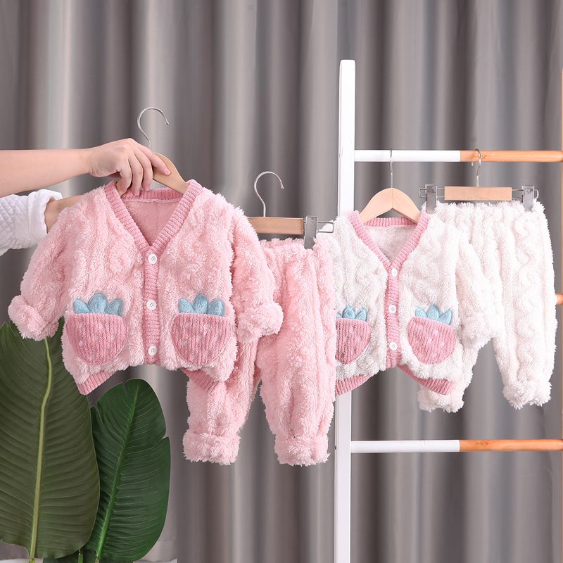 儿童睡衣法兰绒秋冬季女童珊瑚绒加厚保暖宝宝卡通洋气家居服套装
