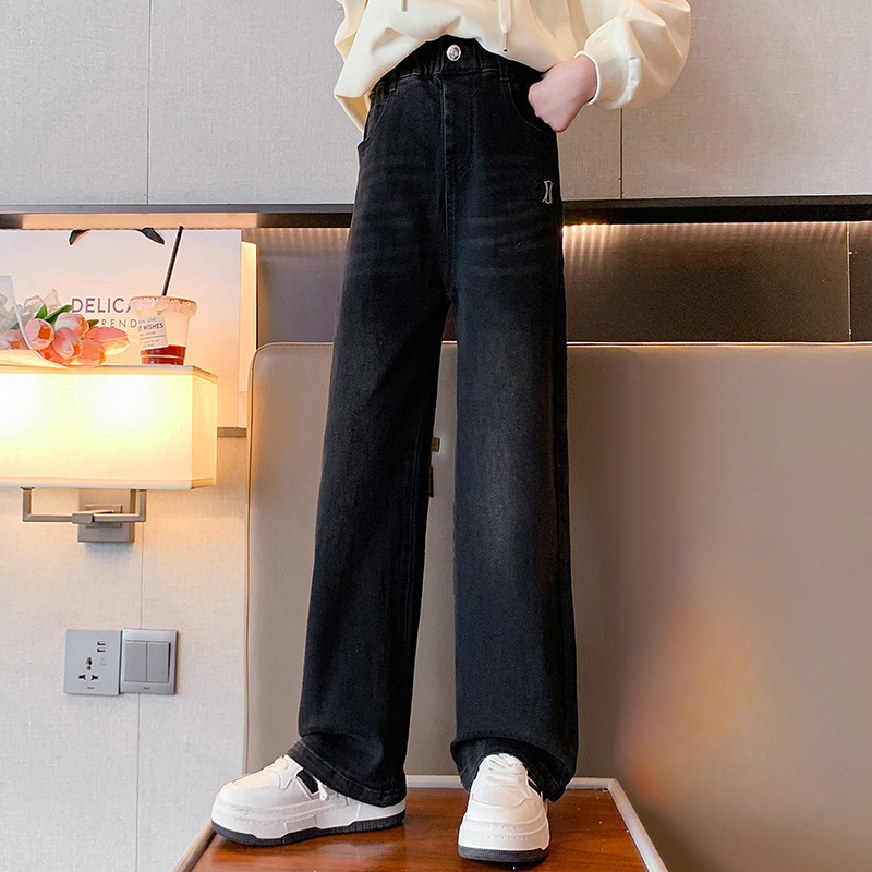 女童宽松牛仔裤春秋款洋气时髦裤子大童春季爆款小女孩直筒阔腿裤