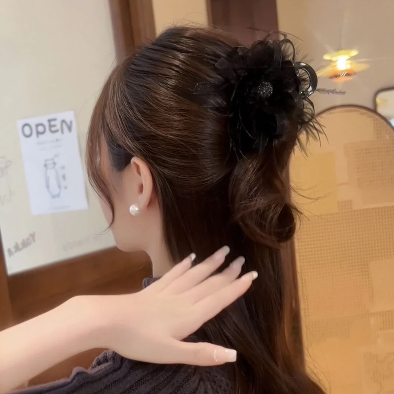 最新款新娘高级感气质轻奢时尚浪漫毛毛抓夹网纱抓夹头花发夹发饰