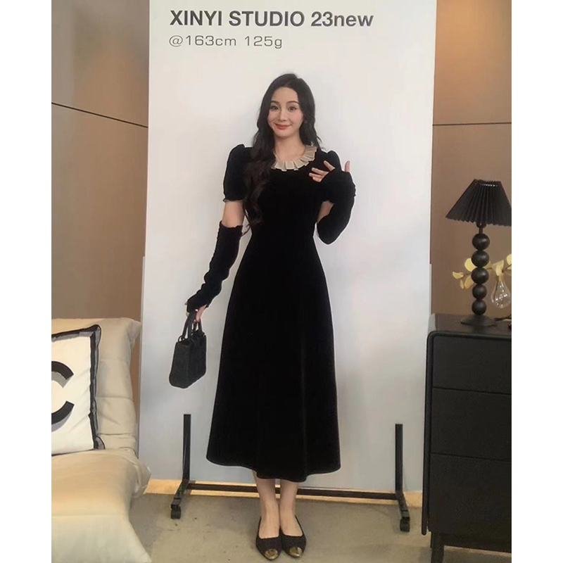 XINYI【圆舞曲】秋冬撞色丝绒连衣裙女收腰显瘦气质裙X623Q07654