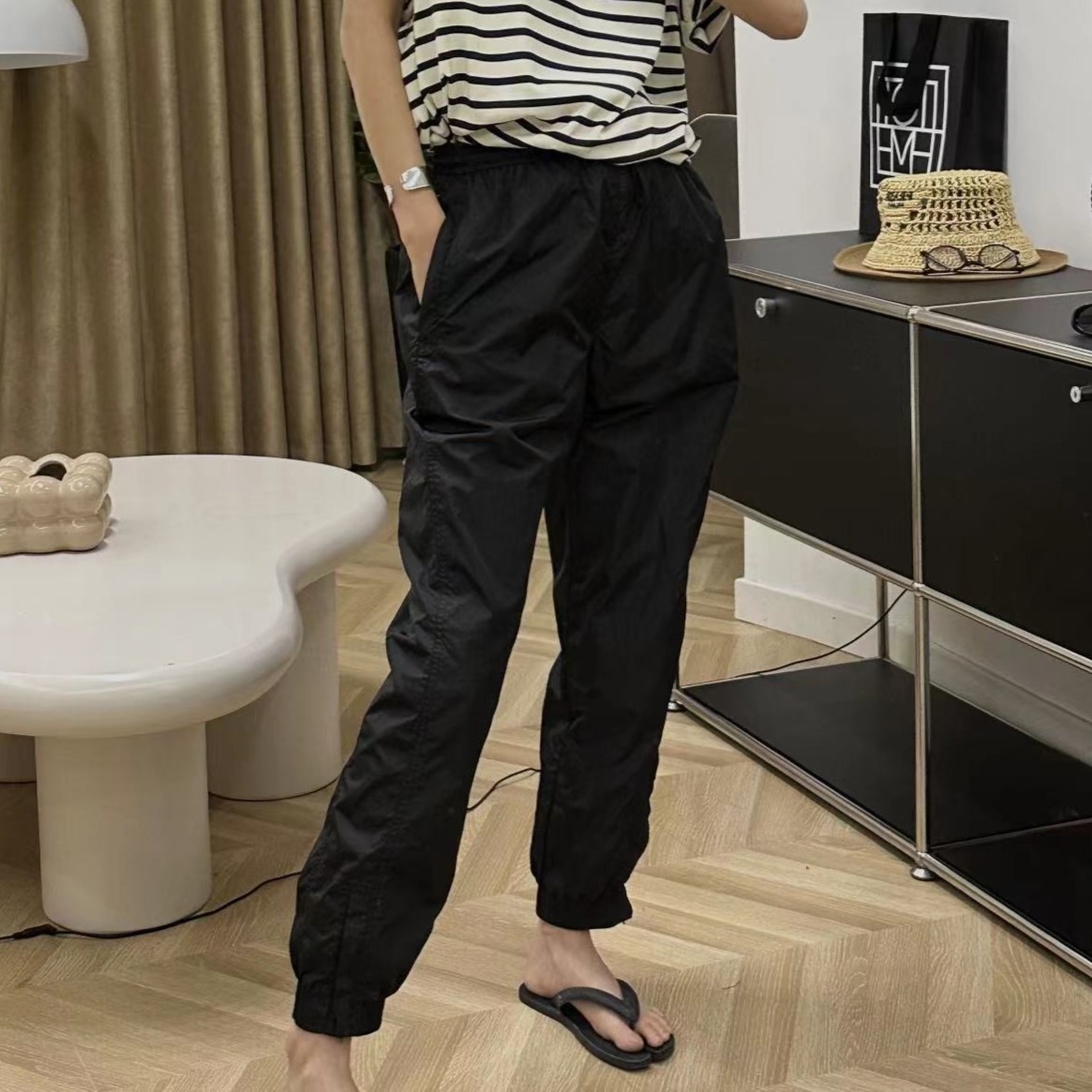 BAIBAIYE 23春夏束脚松紧腰头宽松透气冲锋裤长裤Z23SN106