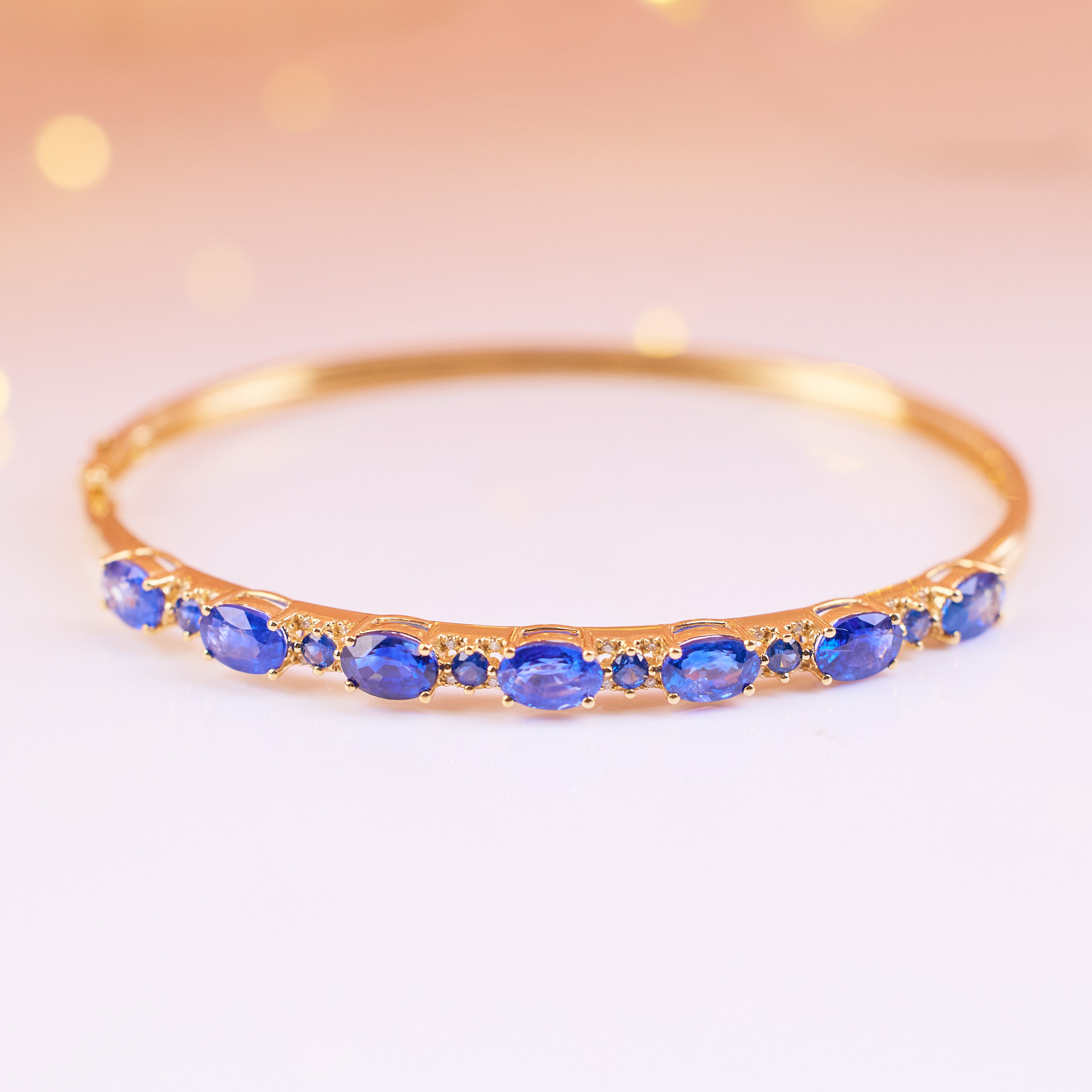 18K金蓝宝石手镯Q9380