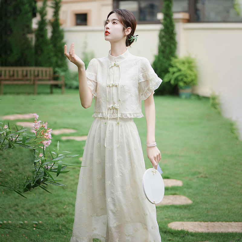 中国风高级感套装裙女夏2023新款新中式盘扣上衣刺绣半身裙两件套
