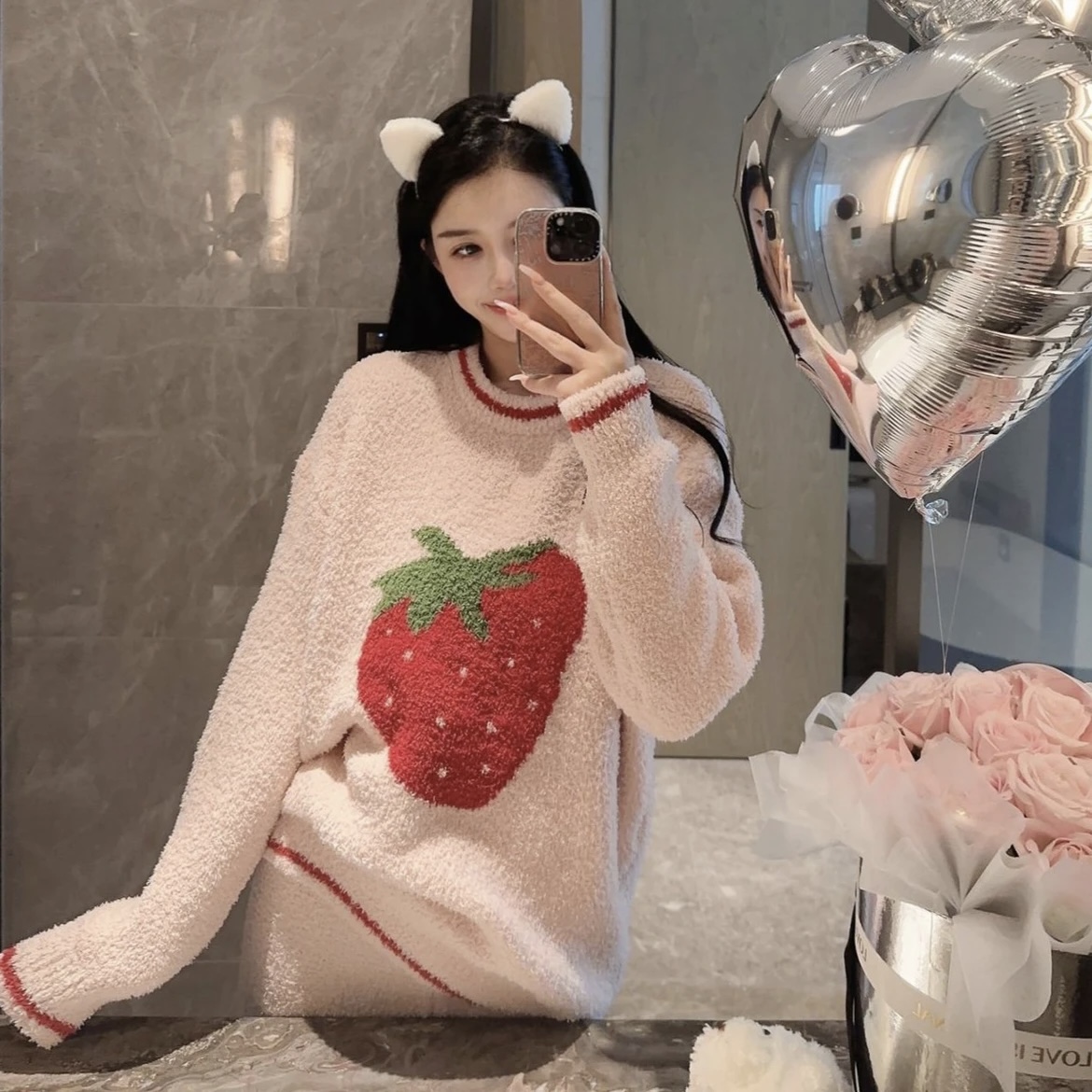 板栗小姐-R【一颗莓莓】新款女宽松毛绒圆领甜美可爱家居服睡衣套装