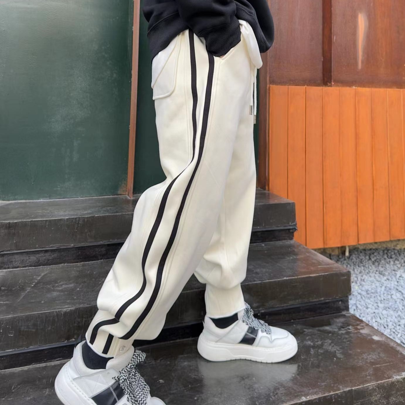 金先生潮流新款个性炸街条纹宽松加绒按扣束脚休闲裤