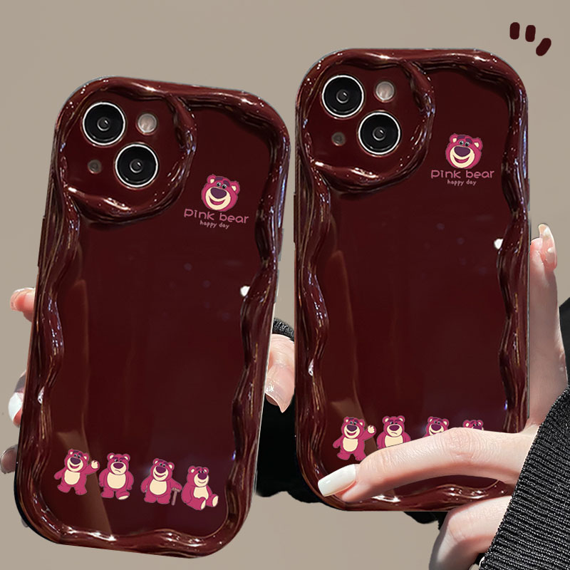 可爱草莓熊苹果14手机壳iPhone15简约11小众13promax酒红12软壳78