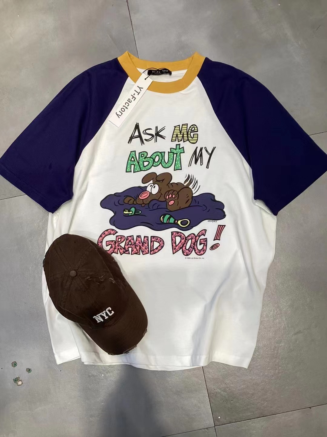 简爱女装撞色卡通设计感小众休闲圆领T恤 8503-1