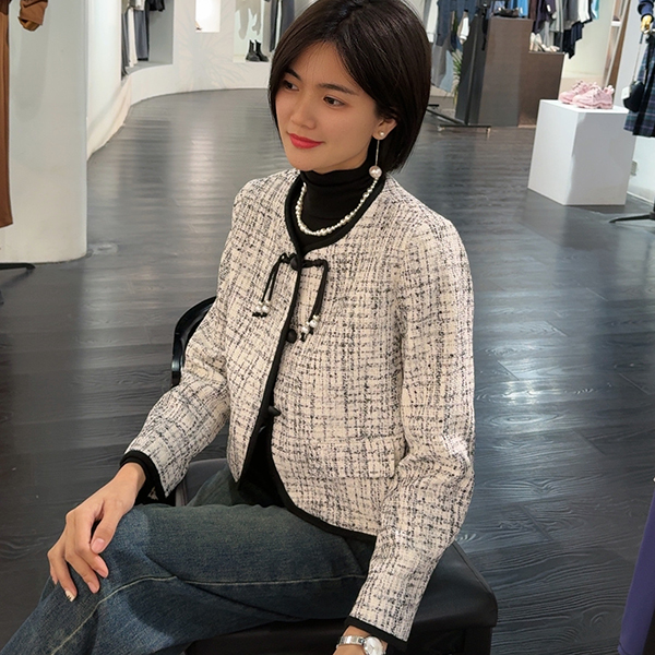 简爱女装 秋冬韩版短款气质百搭时尚小香风 3160