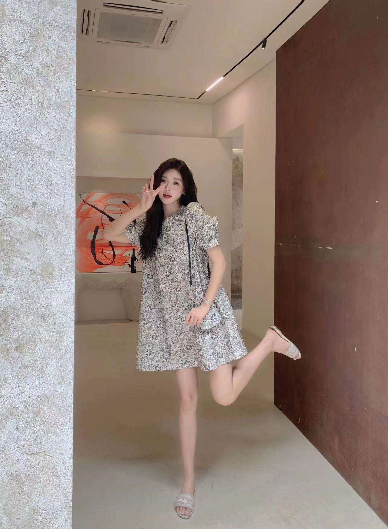 简爱女装 碎花连衣裙2023夏季女新款韩版小众泡泡袖中长裙 60290