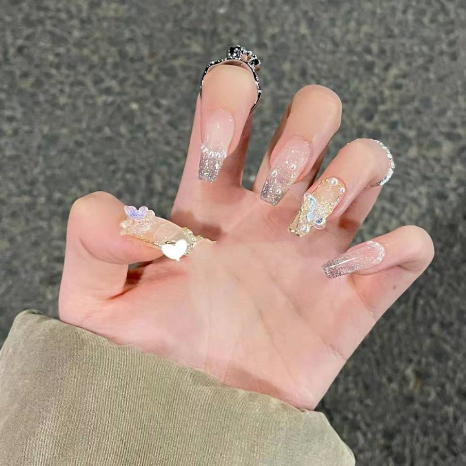 【蝶恋花】纯手工穿戴甲温柔仙气镶钻冰透显白款渐变清透夏日美甲