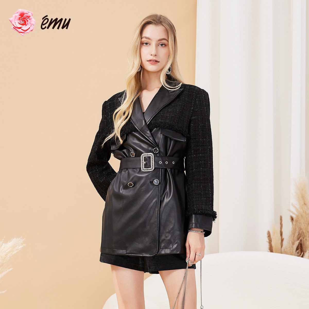 依妙收腰时尚气质长袖轻奢翻领粗花呢拼接皮革外套612410017