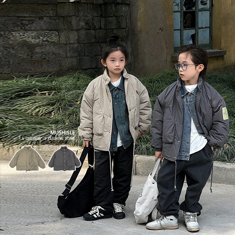 阿又冬季男童纯色贴标加厚圆领儿童宽松外套复古耐看复古83208D