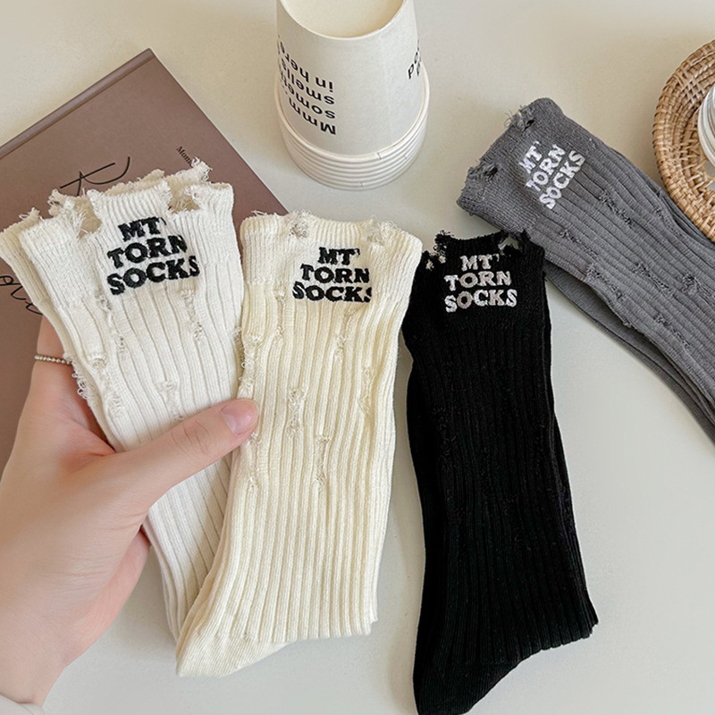 爆款刺绣破洞袜子女ins潮流时尚街头外穿百搭中筒袜子长筒堆堆袜
