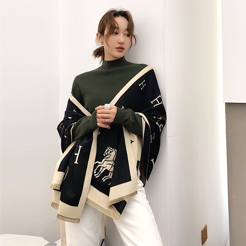 双面围巾女秋冬季新款百搭加厚保暖流苏学生围脖两用长款披肩时尚