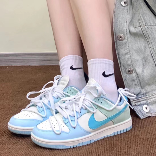 Nike/耐克基础Logo训练袜男女同款短袜白色