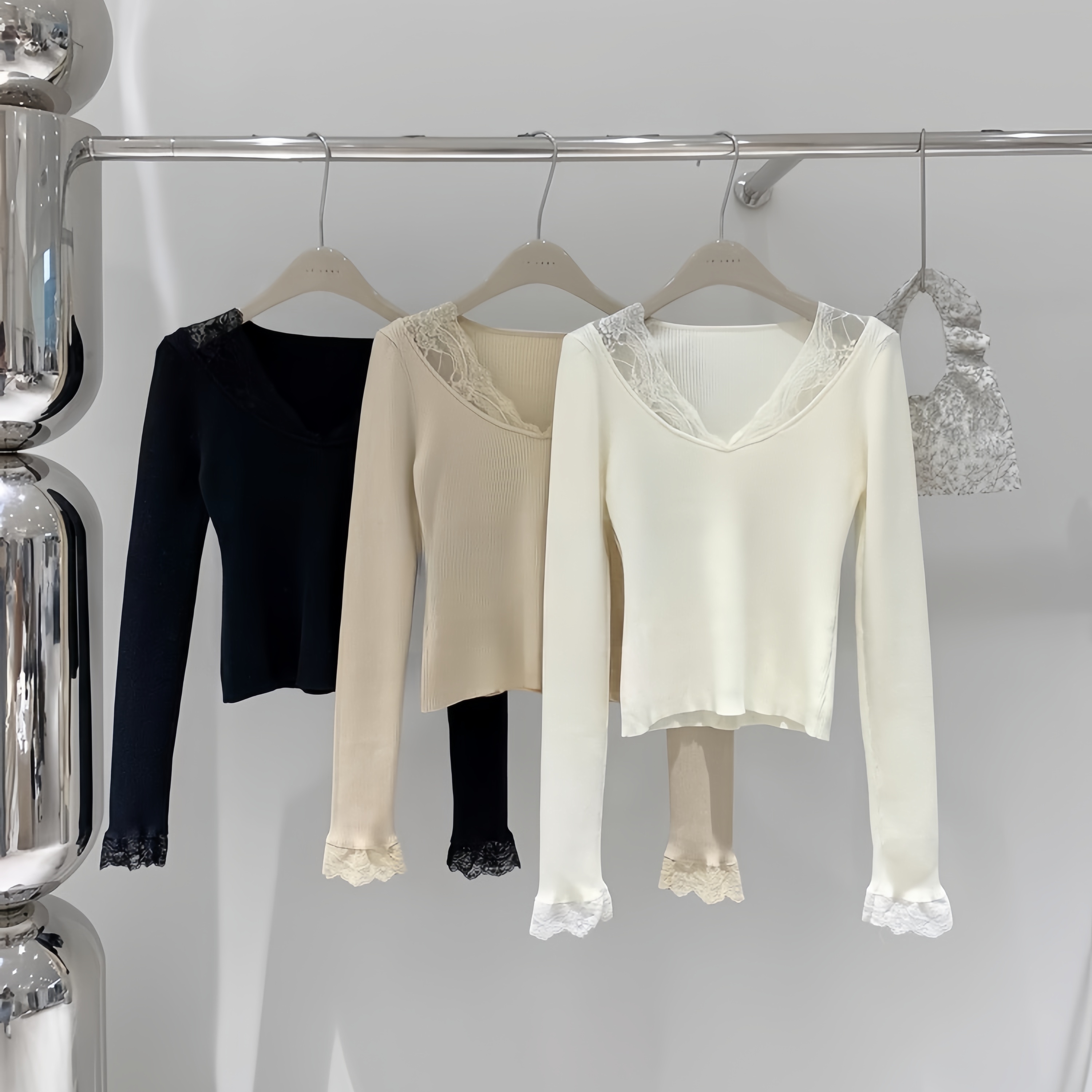 秋冬女装网红短款外出洋气拼接蕾丝打底毛衣冬季内搭针织衫上衣服