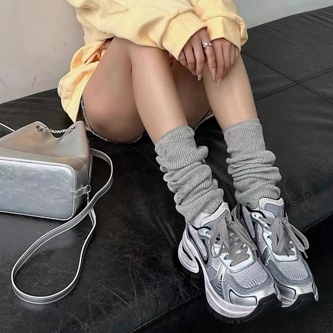 秋冬加绒增高运动鞋银色厚底老爹鞋女百搭洋气小个子女生休闲女鞋