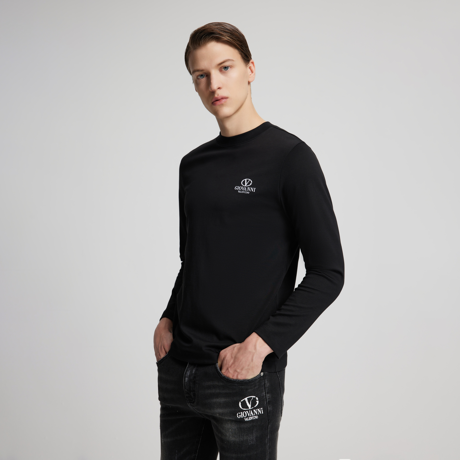 GIOVANNI VALENTINO/卓凡尼·华伦天奴秋冬简约休闲长袖T恤打底衫