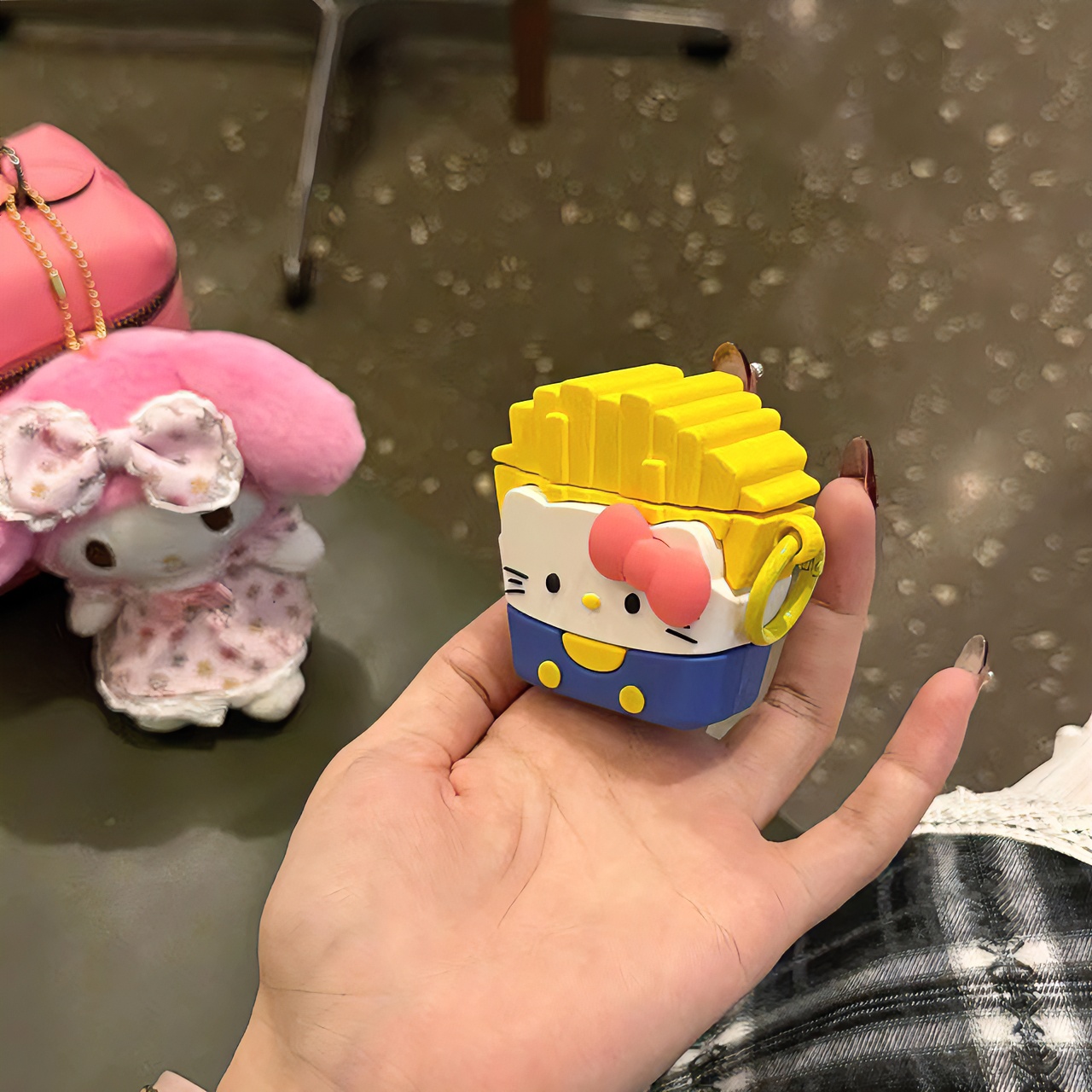 趣味可爱薯条kt猫咪硅胶耳机壳适用于苹果蓝牙airpods2/3少女创意