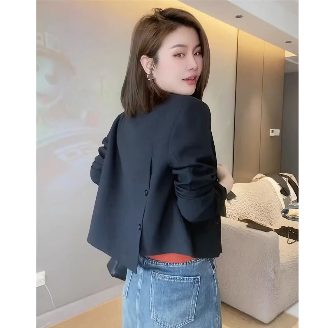 小西装外套女短款2023春秋装新款休闲宽松高级设计感小众西服上衣