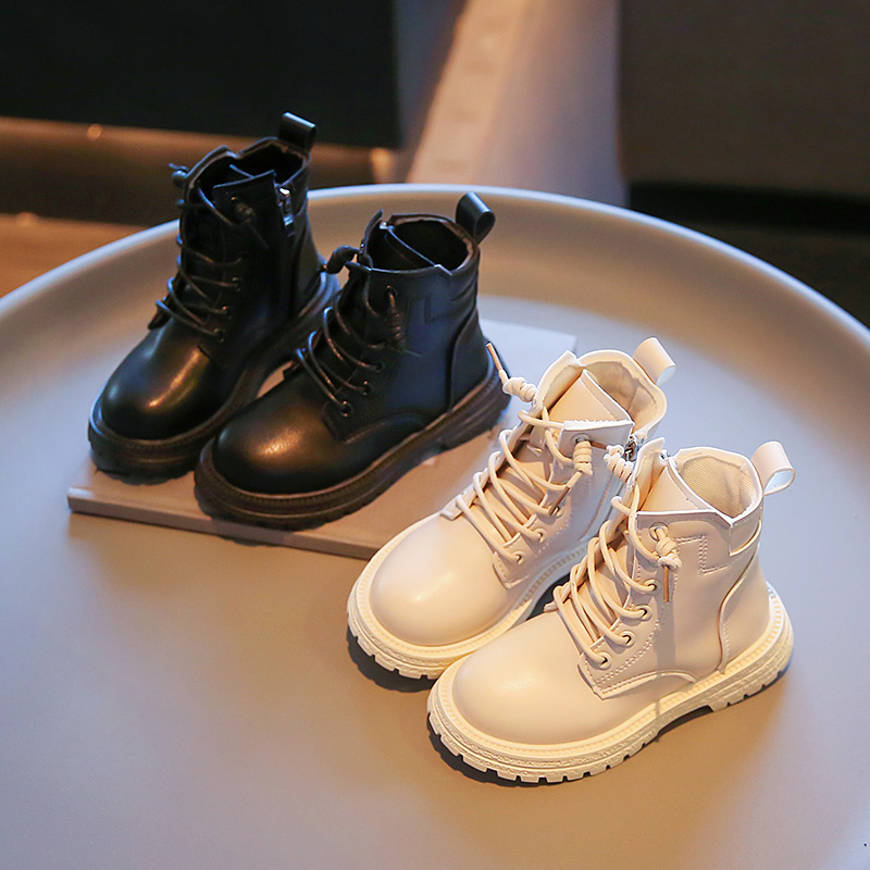 儿童马丁靴女童秋季单靴2023新款复古英伦风男童软底短靴黄色皮靴