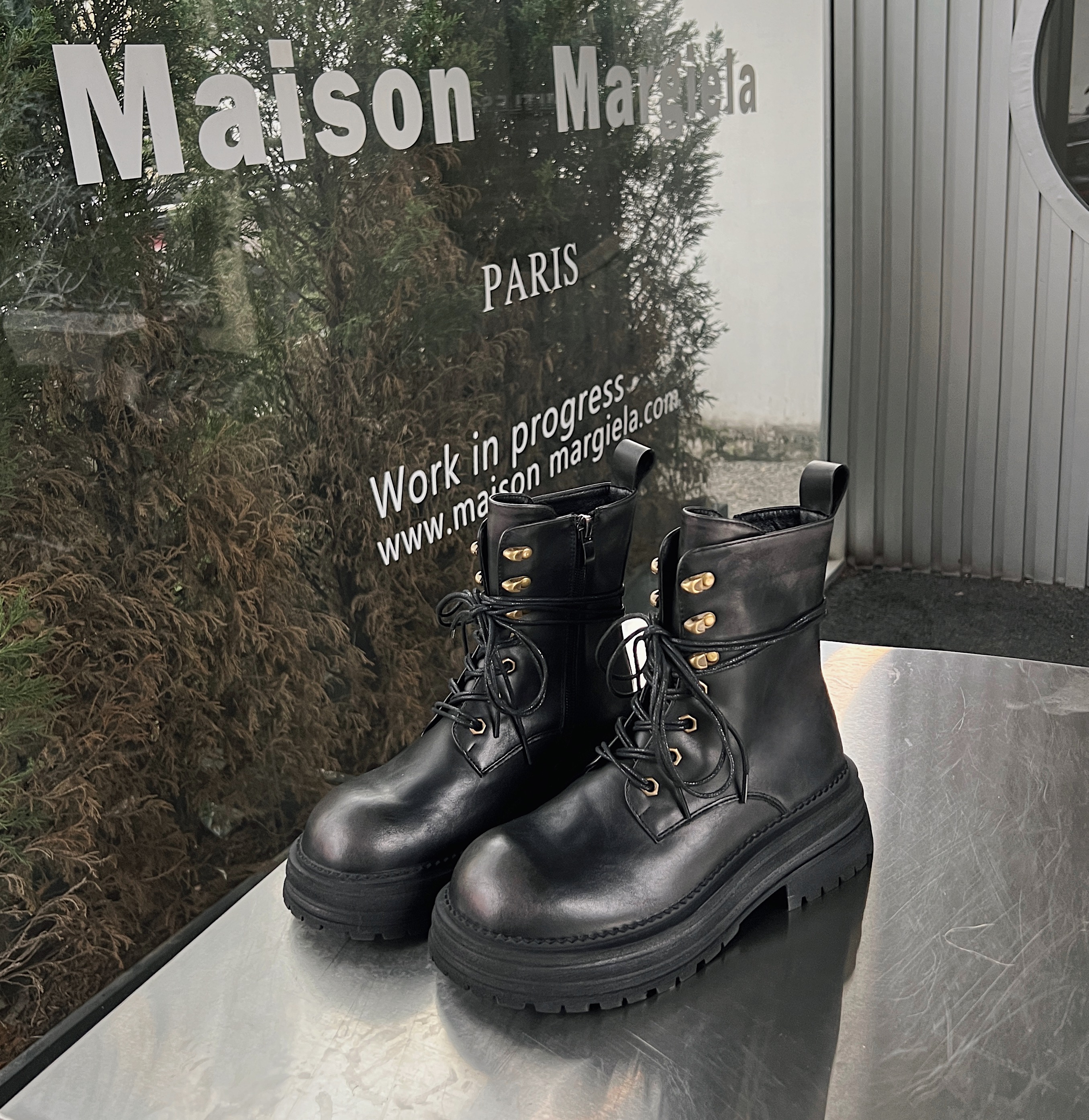 【飞飞清仓】93--33c时尚休闲百搭复古厚底马丁靴女