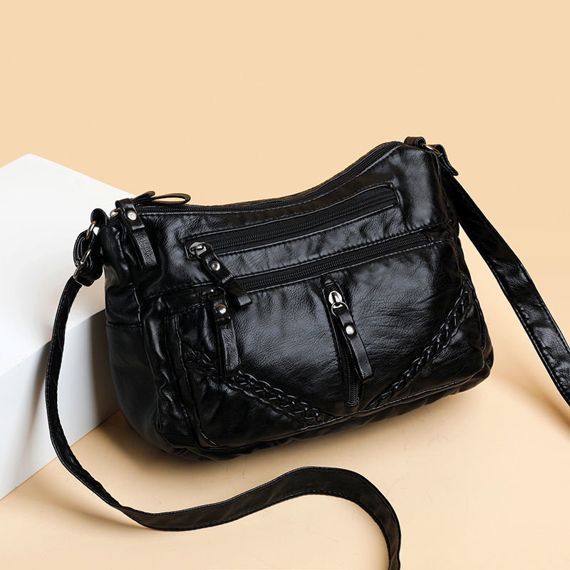 包包多层单肩包斜挎姨妈包新款2023爆款中老年包包女妈妈包大容量