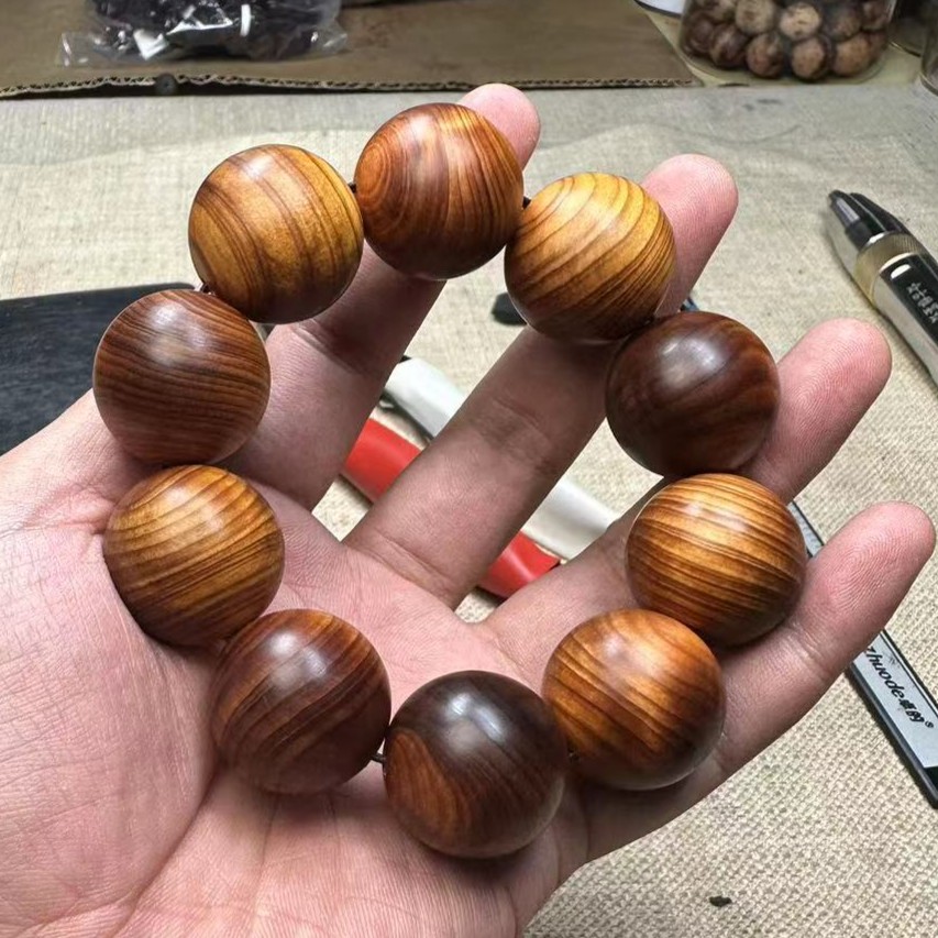 巨无霸柏木2.5收藏级