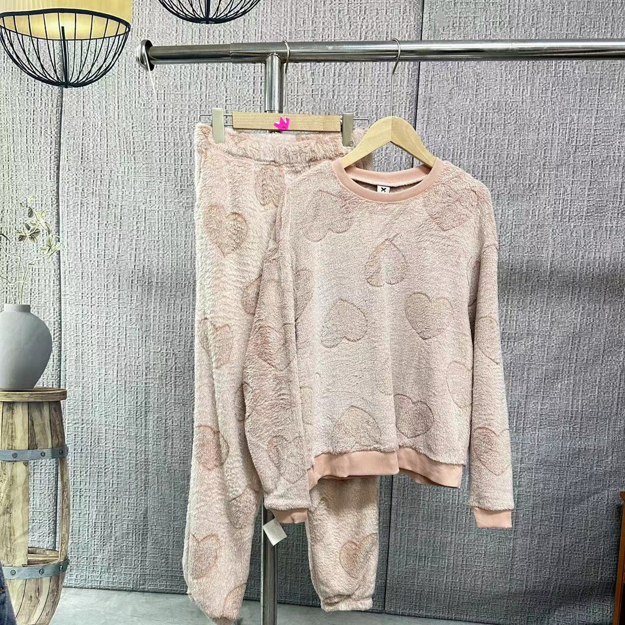 1089粉色印花绒绒毛毛套头女款睡衣居家套装