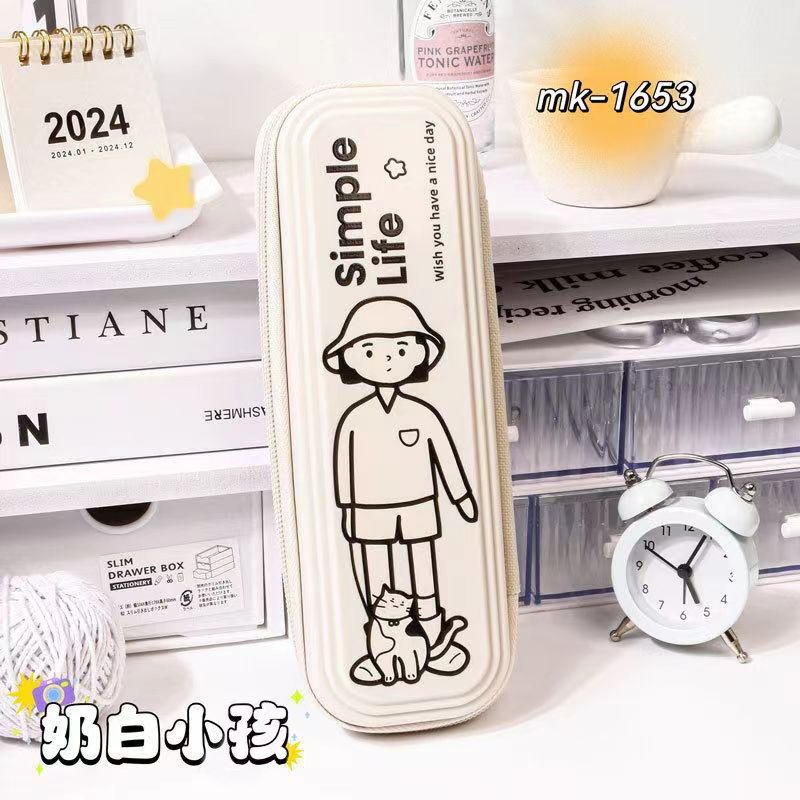 MOKA 高颜值  卡通大容量 笔盒一个  破损免费补发  非棉靴