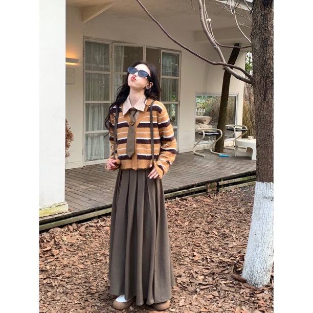 【白白-啊萍推荐】80051 撞色条纹V领显瘦百搭针织开衫毛衣外套女