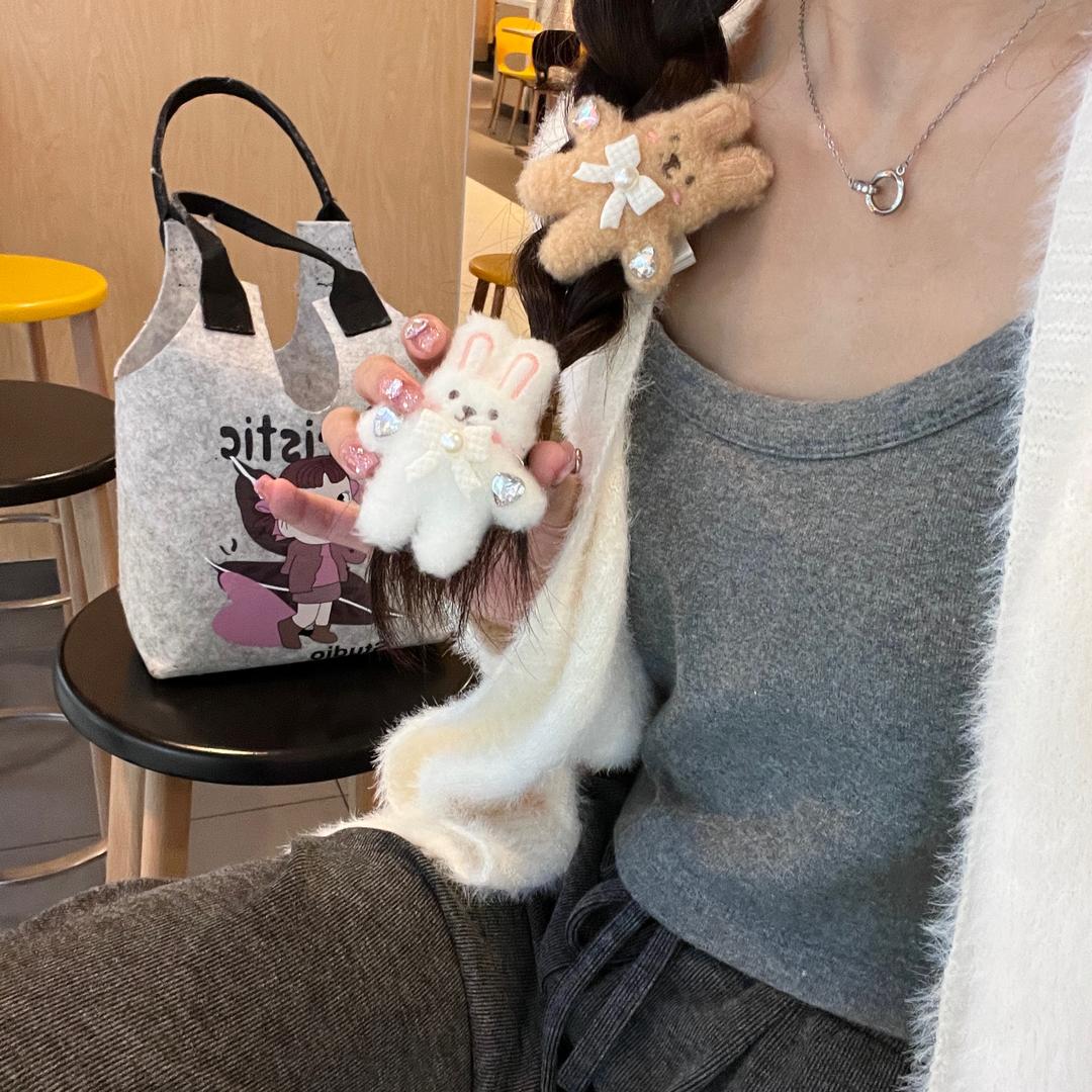日系少女甜美风毛绒蝴蝶结水钻兔兔发饰鲨鱼夹ins高颜值秋冬新款